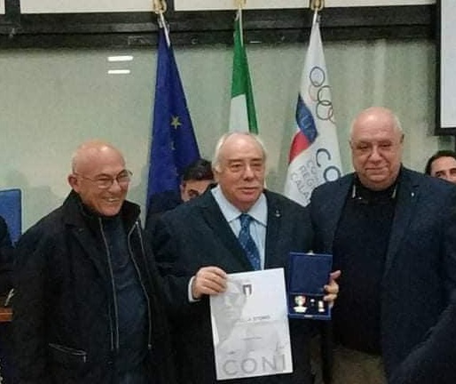 Stella d'oro a Santo Mineo