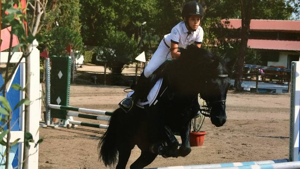 CLAUDIA-MAZZOLI-9-ANNI-CON-STALLONCINO-PONY-DI-ESPERIA-FOTO-UGO-FILOSA