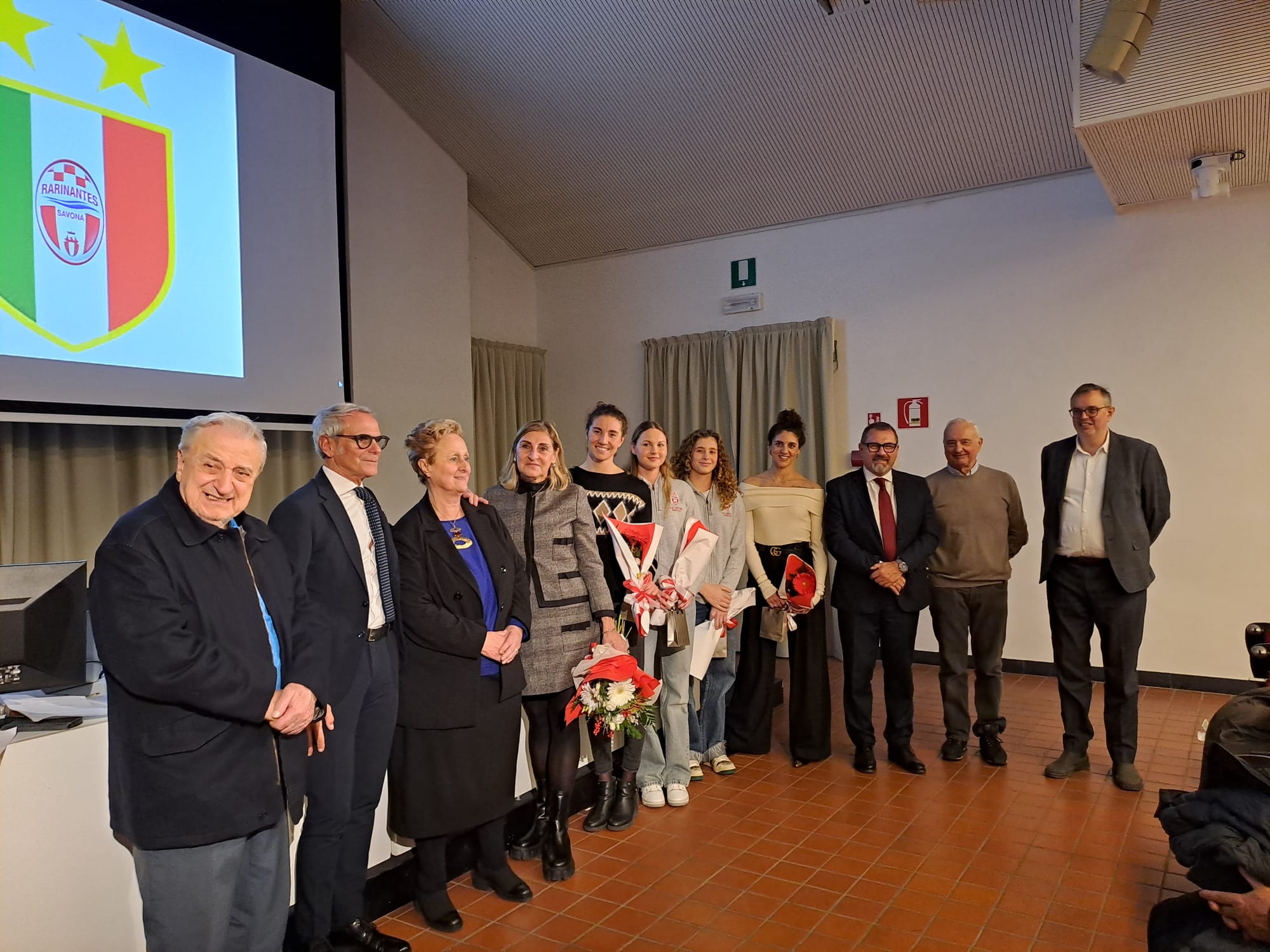 foto premiazione olimpiche festa scudetto sincro
